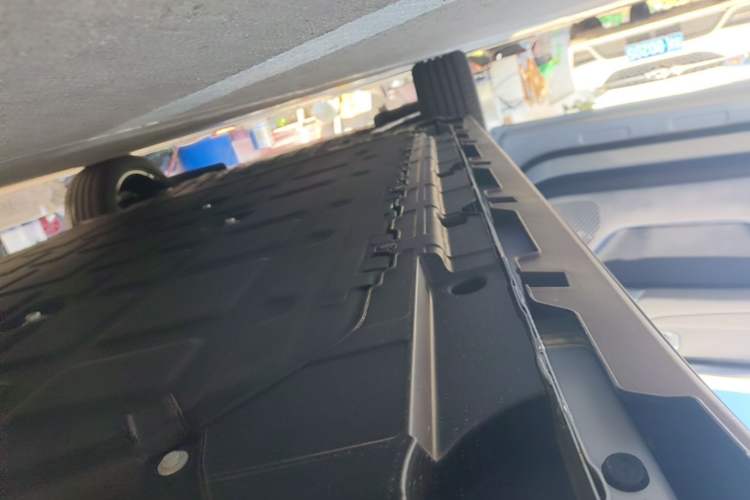 Used Leapmotor Zero Run A10 2026 Model 403 Enjoyment Edition Left Side Sill