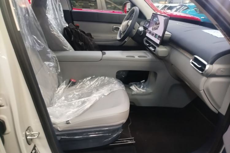 Used Leapmotor Zero Run A10 2026 Model 403 Comfort Edition Right Front Seat