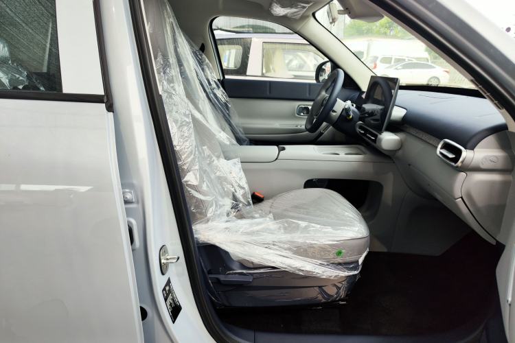 Used Leapmotor Zero Run A10 2026 Model 505 Enjoyment Edition Right Front Seat