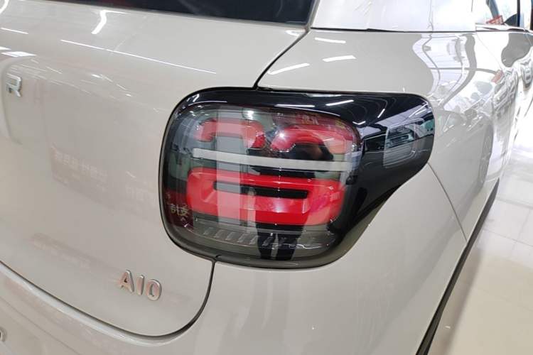 Used Leapmotor Zero Run A10 2026 Model 505 Enjoyment Edition Right Rear Taillight