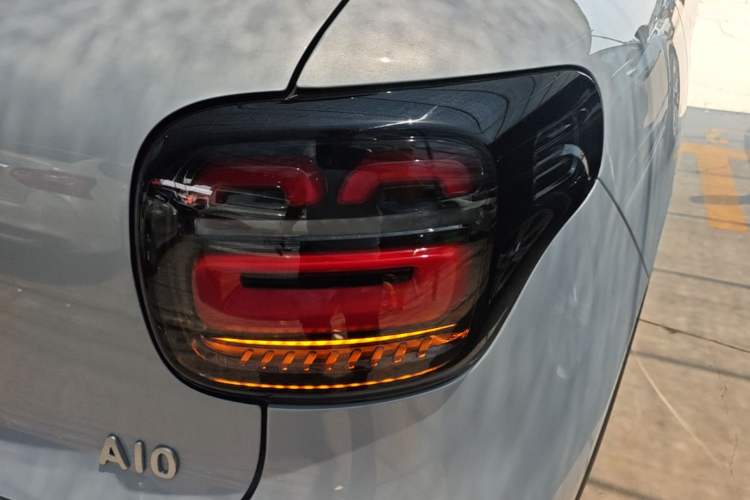 Used Leapmotor Zero Run A10 2026 Model 505 Enjoyment Edition Right Rear Taillight