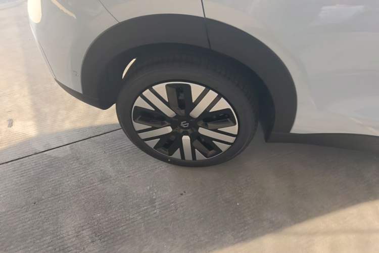 Used Leapmotor Zero Run A10 2026 Model 403 Enjoyment Edition Right Rear Wheel Hub