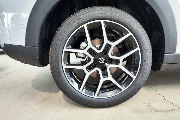 Used Leapmotor Zero Run A10 2026 Model 505 Enjoyment Edition Right Rear Wheel Hub