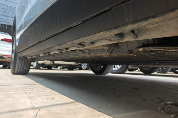 Used Leapmotor Zero Run A10 2026 Model 505 Enjoyment Edition Right Side Sill