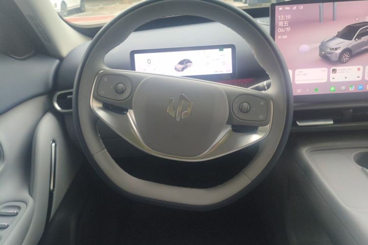 Used Leapmotor Zero Run A10 2026 Model 505 Enjoyment Edition Steering Wheel