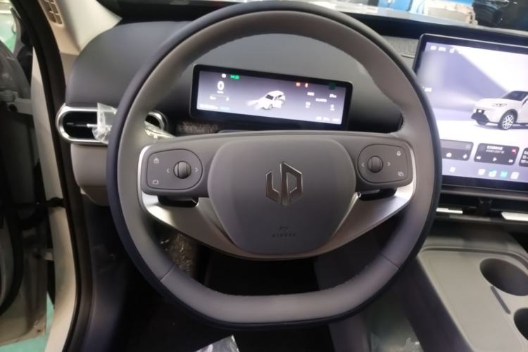Used Leapmotor Zero Run A10 2026 Model 403 Comfort Edition Steering Wheel