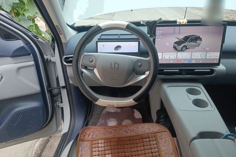 Used Leapmotor Zero Run A10 2026 Model 505 Enjoyment Edition Steering Wheel