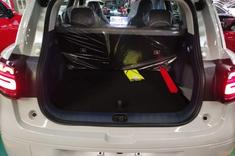 Used Leapmotor Zero Run A10 2026 Model 403 Comfort Edition Trunk