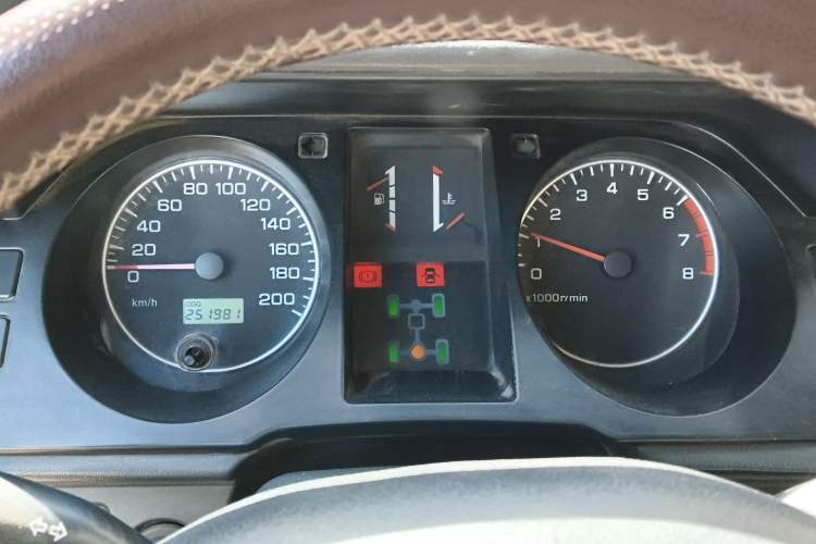Used Leopaard 6481 2009 2.2L Manual 4x4 Instrument Cluster