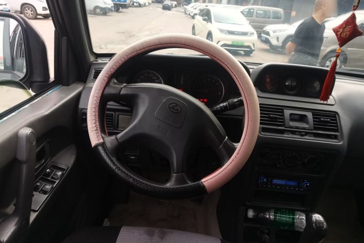 Used Leopaard 6481 2009 2.2L Manual Two-Wheel Drive Steering Wheel