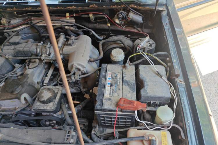 Used Leopaard 6481 2009 2.2L Manual Two-Wheel Drive Engine Bay Left