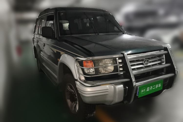 Used Leopaard 6481 2009 2.2L Manual 4x4 Front Right 45 Deg