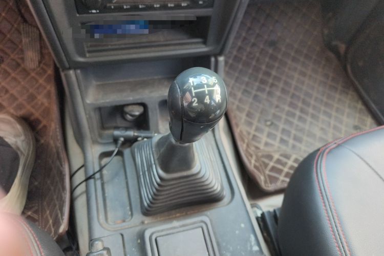 Used Leopaard 6481 2009 2.2L Manual Two-Wheel Drive Gear Lever