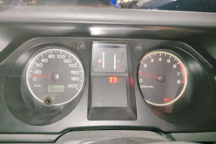 Used Leopaard 6481 2009 2.2L Manual Two-Wheel Drive Instrument Cluster