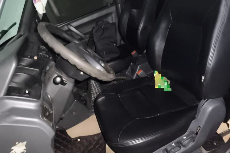 Used Leopaard 6481 2009 2.2L Manual 4x4 Left Front Seat