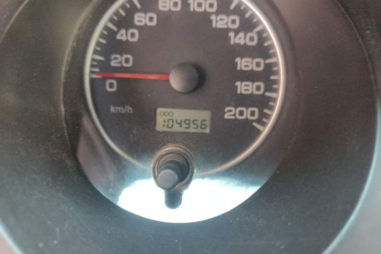Used Leopaard 6481 2009 2.2L Manual Two-Wheel Drive Odometer Close Up