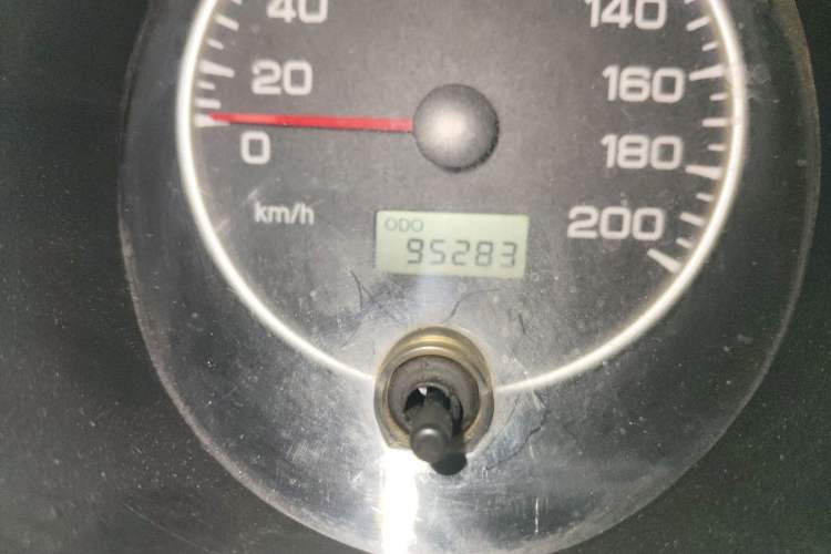 Used Leopaard 6481 2009 2.2L Manual Two-Wheel Drive Odometer Close Up