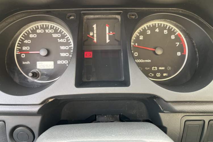 Used Leopaard 6481 2009 2.2L Manual Two-Wheel Drive Odometer Close Up