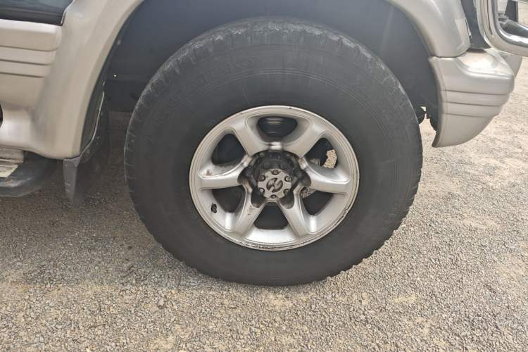 Used Leopaard 6481 2009 2.2L Manual Two-Wheel Drive Right Front Wheel Hub
