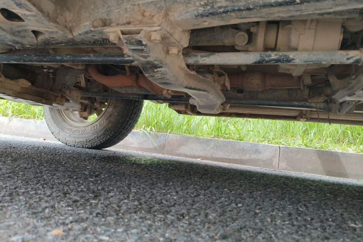Used Leopaard 6481 2009 2.2L Manual 4x4 Chassis Front Left