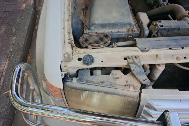 Used Leopaard 6481 2009 2.2L Manual Two-Wheel Drive Engine Bay Right