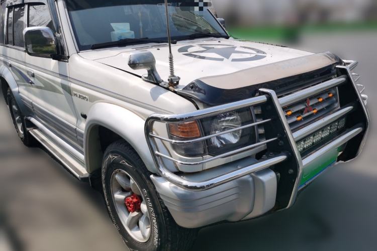 Used Leopaard 6481 2009 2.2L Manual 4x4 Front Right 45 Deg