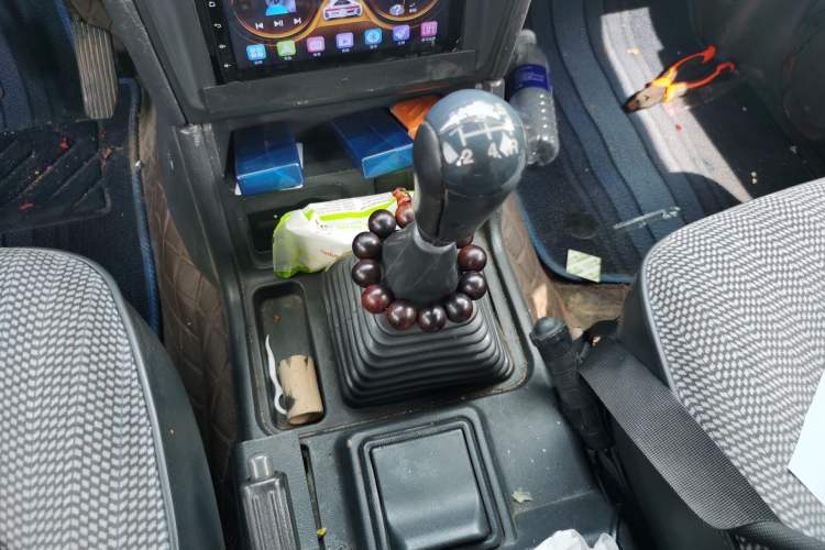 Used Leopaard 6481 2009 2.2L Manual 4x4 Gear Lever