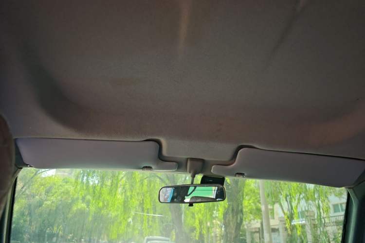 Used Leopaard 6481 2009 2.2L Manual Two-Wheel Drive Headliner
