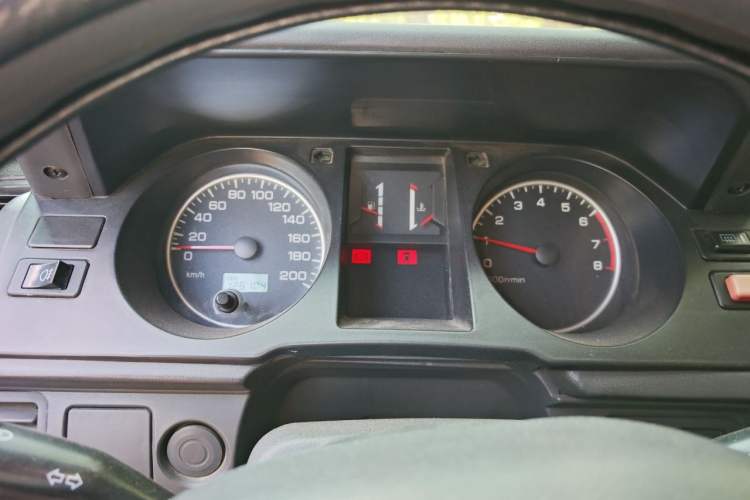 Used Leopaard 6481 2009 2.2L Manual Two-Wheel Drive Instrument Cluster