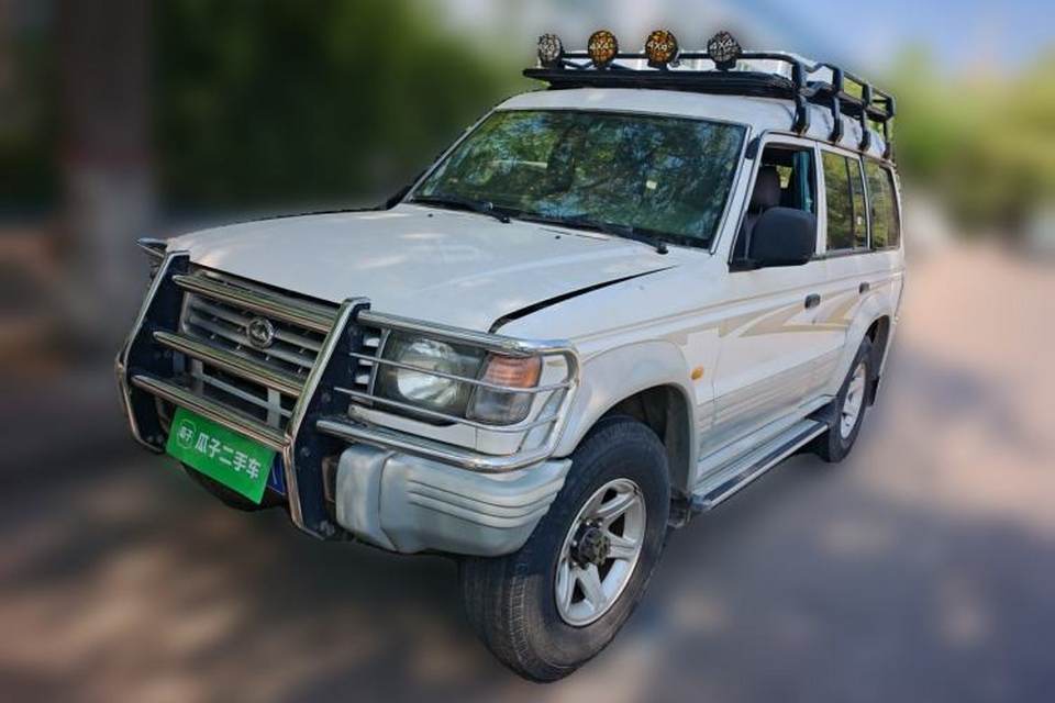 Leopaard 6481 2009
