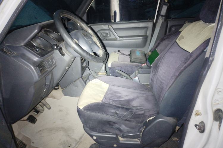 Used Leopaard 6481 2009 2.2L Manual Two-Wheel Drive Left Front Seat