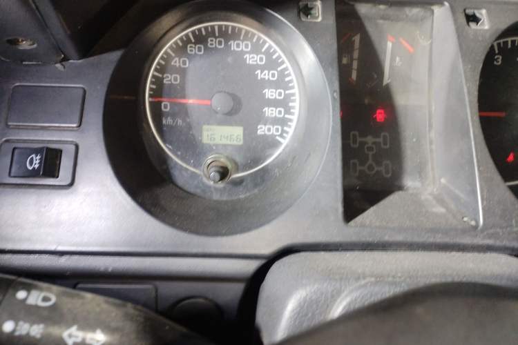 Used Leopaard 6481 2009 2.2L Manual Two-Wheel Drive Odometer Close Up