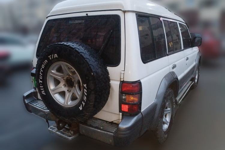 Used Leopaard 6481 2009 2.2L Manual Two-Wheel Drive Rear Right 45 Deg