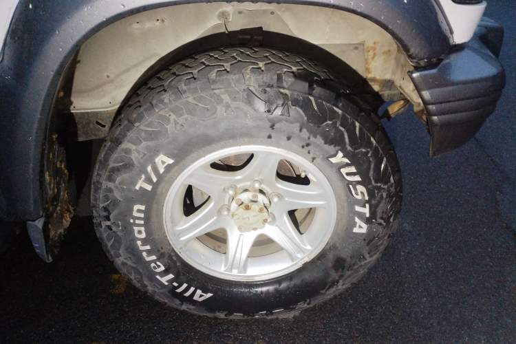 Used Leopaard 6481 2009 2.2L Manual Two-Wheel Drive Right Front Wheel Hub