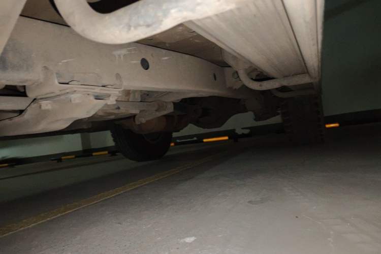 Used Leopaard 6481 2014 2.2L Manual 4x4 Chassis Front Left