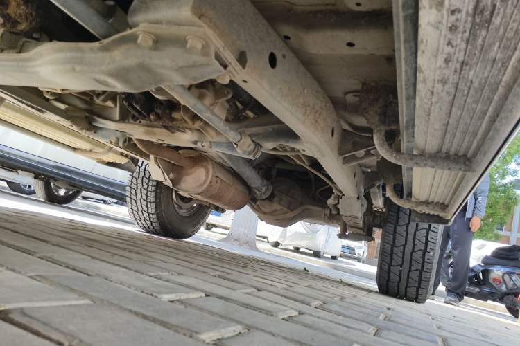 Used Leopaard 6481 2014 2.2L Manual 4x4 Chassis Front Left