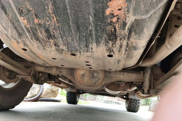 Used Leopaard 6481 2014 2.2L Manual 4x4 Chassis Rear