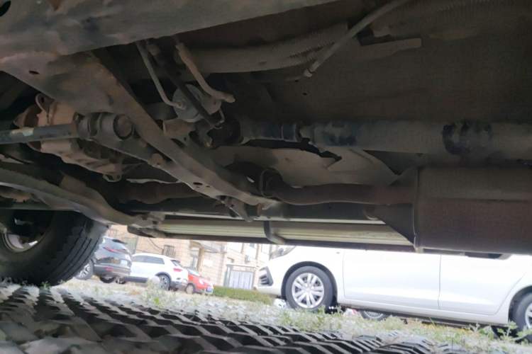 Used Leopaard 6481 2014 2.2L Manual 4x4 Chassis Rear Left