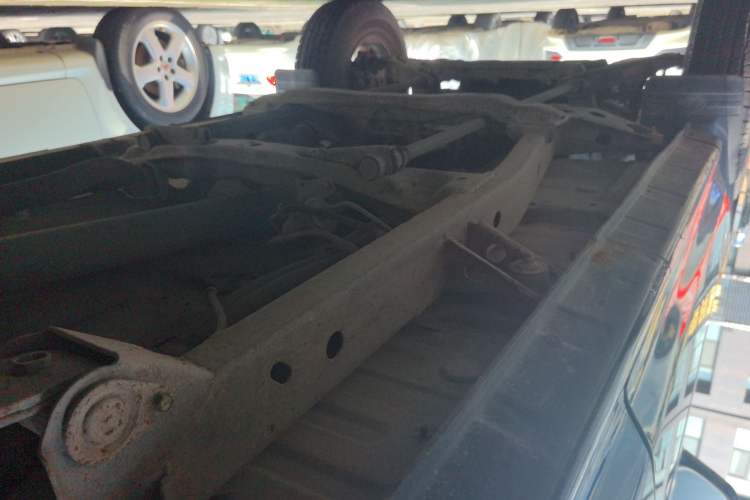 Used Leopaard 6481 2014 2.2L Manual Two-Wheel Drive Chassis Rear Left