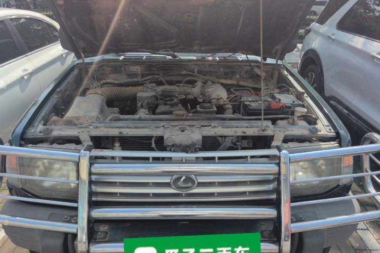 Used Leopaard 6481 2014 2.2L Manual Two-Wheel Drive Engine Bay