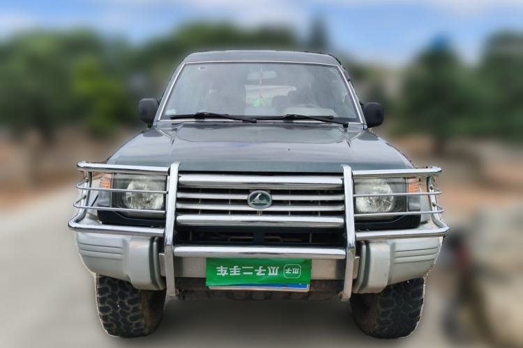 Used Leopaard 6481 2014 2.2L Manual 4x4 Front