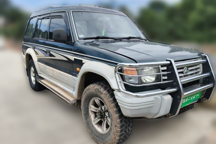Used Leopaard 6481 2014 2.2L Manual 4x4 Front Right 45 Deg