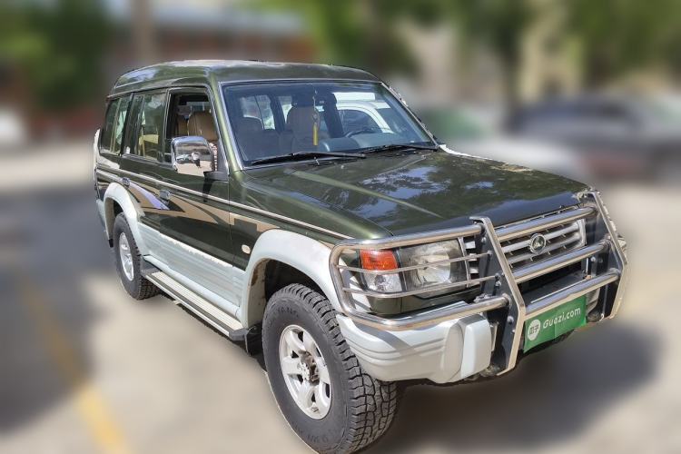 Used Leopaard 6481 2014 2.2L Manual 4x4 Front Right 45 Deg