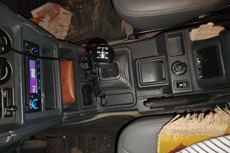 Used Leopaard 6481 2014 2.2L Manual 4x4 Gear Lever