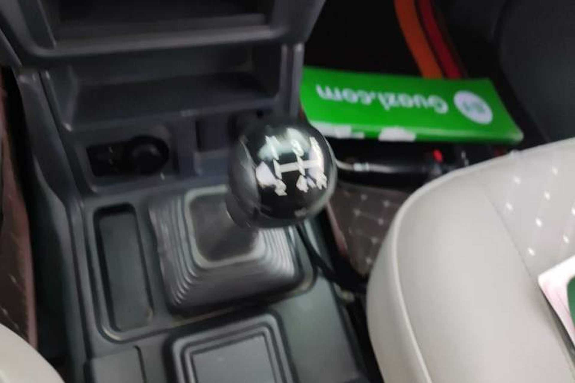 Used Leopaard 6481 2014 2.2L Manual 4x4 Gear Lever