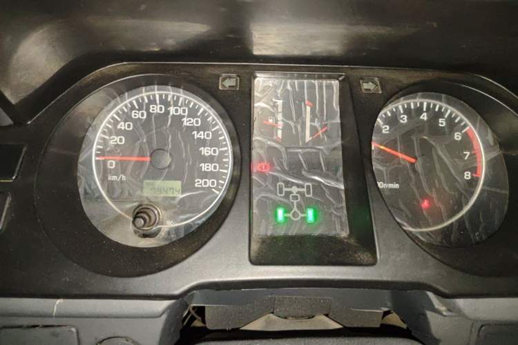 Used Leopaard 6481 2014 2.2L Manual 4x4 Instrument Cluster