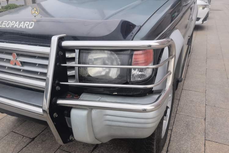 Used Leopaard 6481 2014 2.2L Manual Two-Wheel Drive Left Front Headlight
