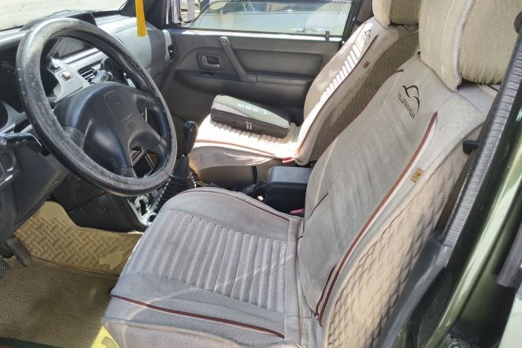 Used Leopaard 6481 2014 2.2L Manual 4x4 Left Front Seat