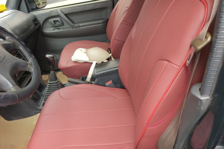 Used Leopaard 6481 2014 2.2L Manual Two-Wheel Drive Left Front Seat