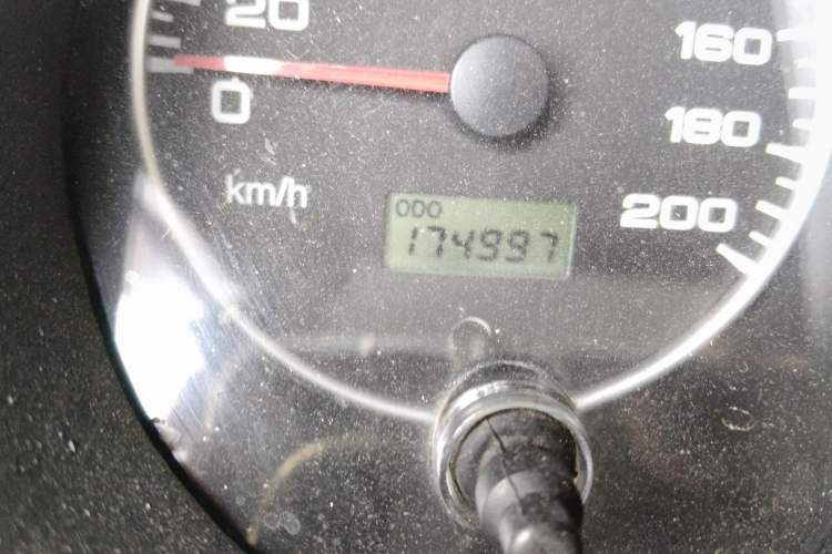 Used Leopaard 6481 2014 2.2L Manual 4x4 Odometer Close Up